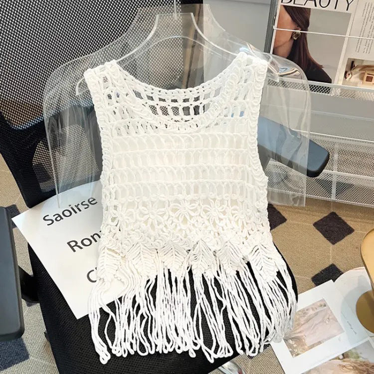 フリンジヘムのノースリーブトップス