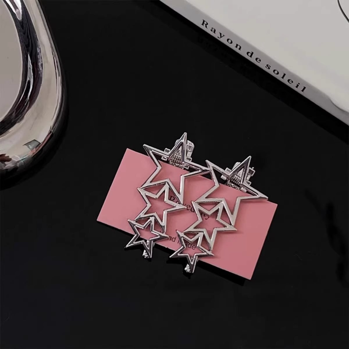 甘くてクールなy2kシルバーメタルリトルスターサイドヘアピン