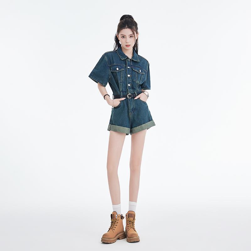 デニムがイケてるジャンプスーツ