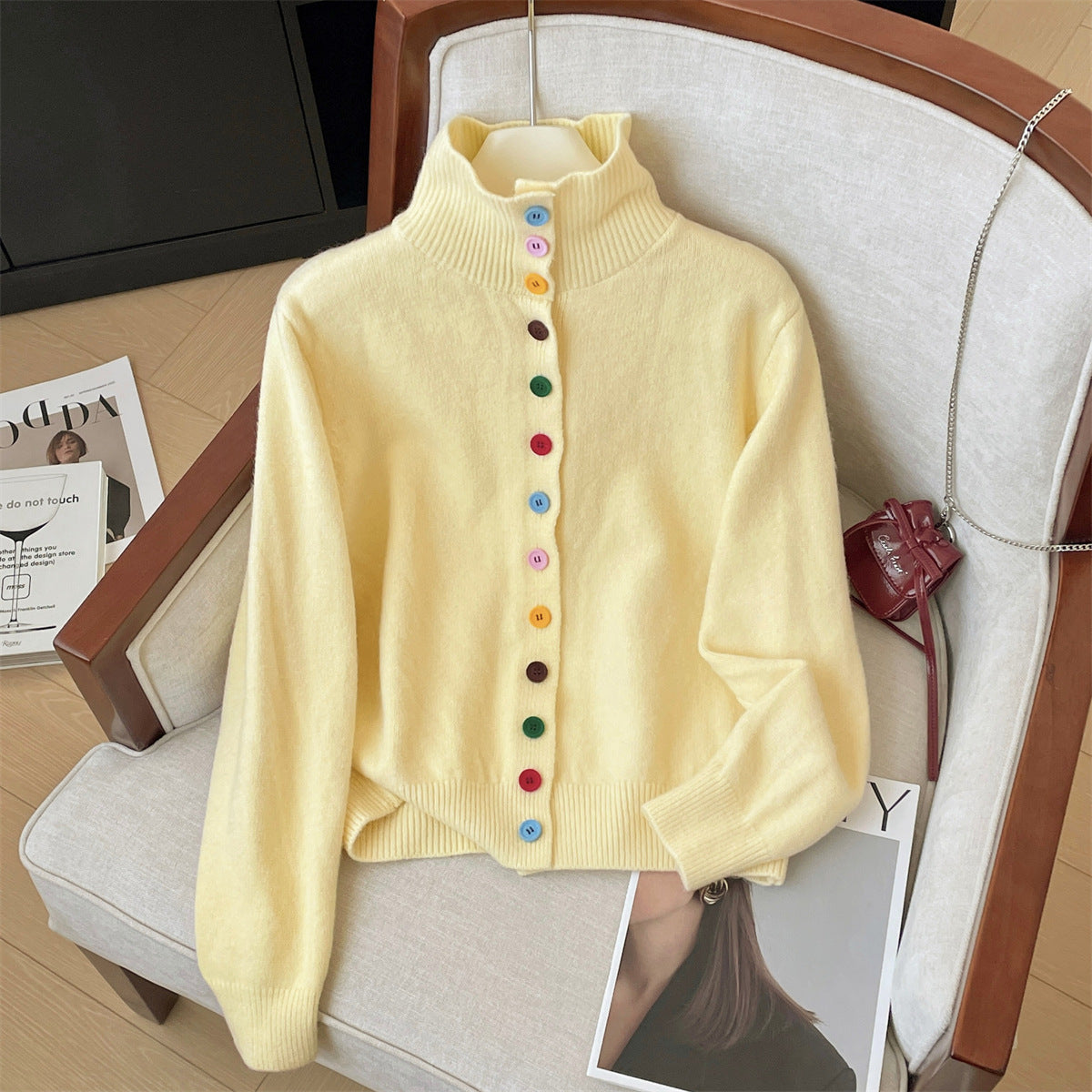 カラフルボタン ハイネックニットカーディガン