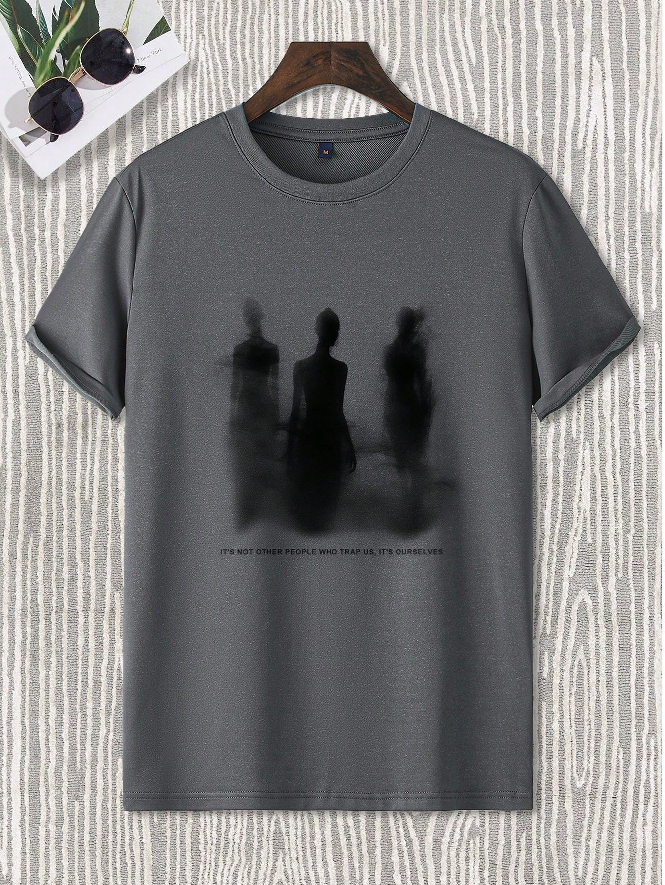 グラフィックTシャツ