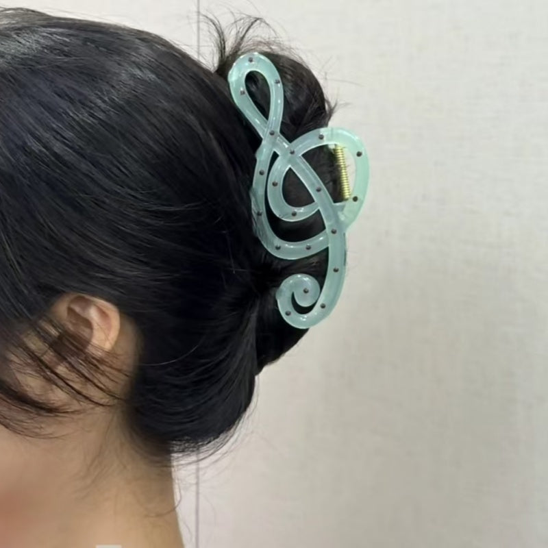 音符のヘアクリップ