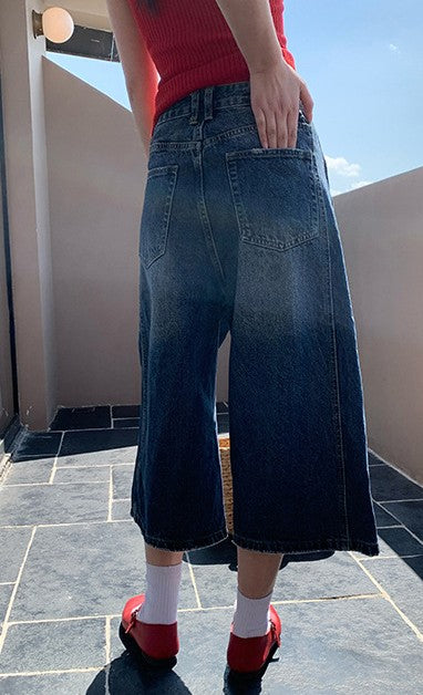 足元まで映える、クロップドジーンズ