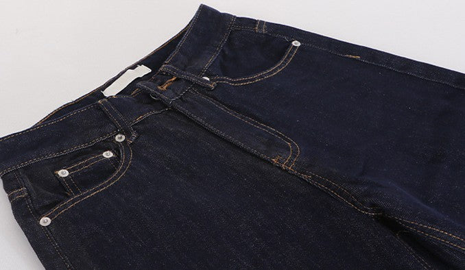 すらっと上品見え。”美ラインストレート”