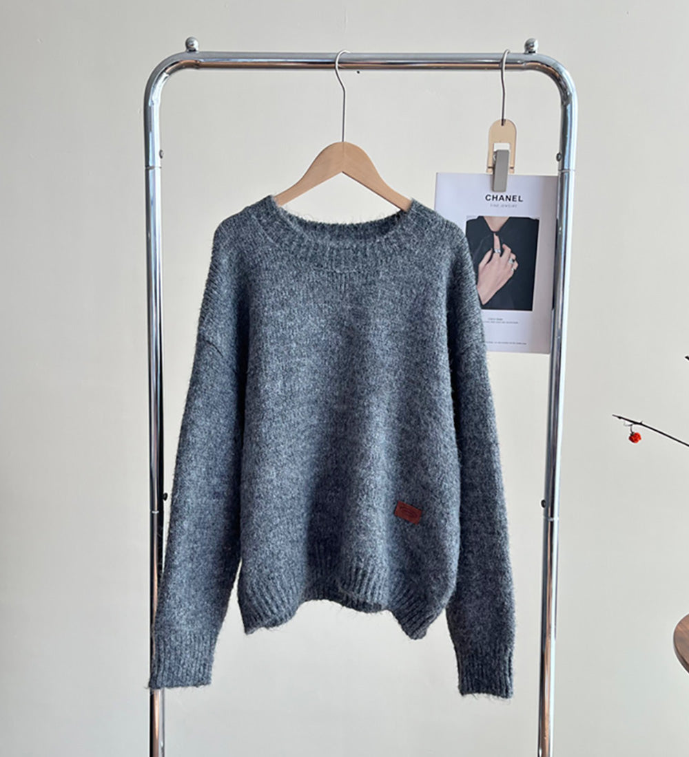 ラウンドネックニット