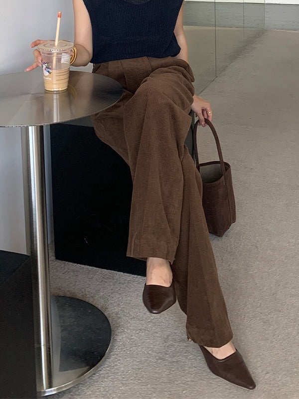 ココアブラウンコーデュロイパンツ