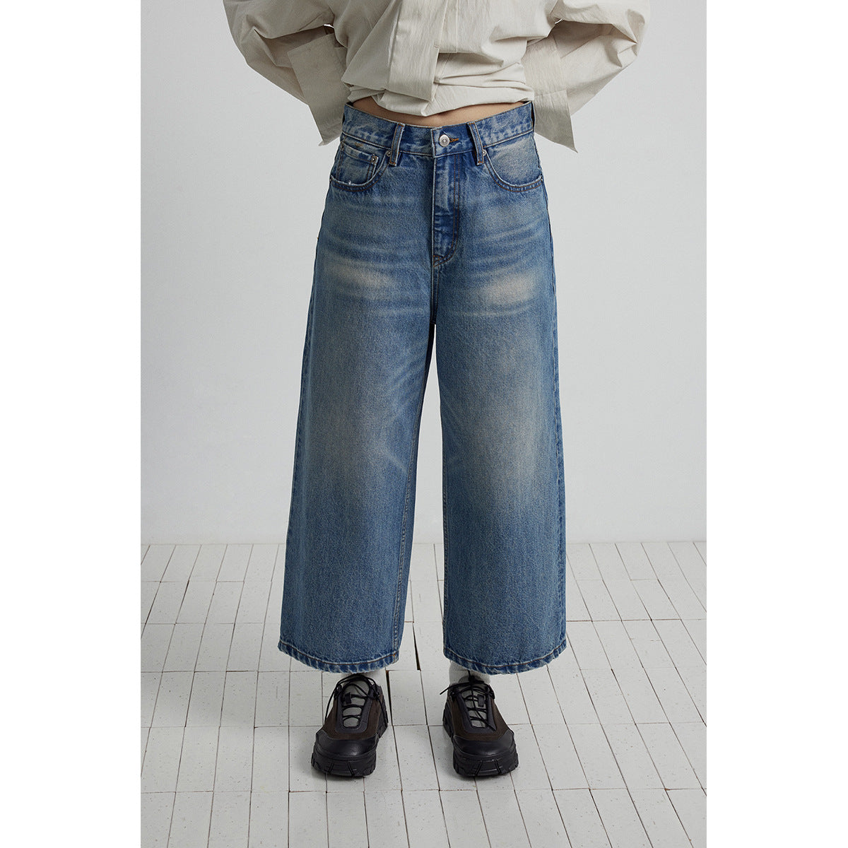 9分丈ワイドレッグ カジュアルジーンズ
