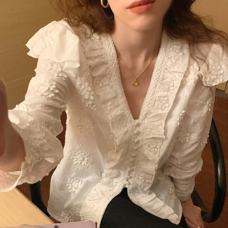 刺繍レース切り替え長袖ブラウス