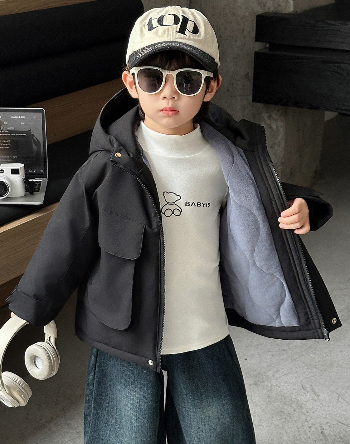 フリース裏地厚手アウトドアフードジャケット