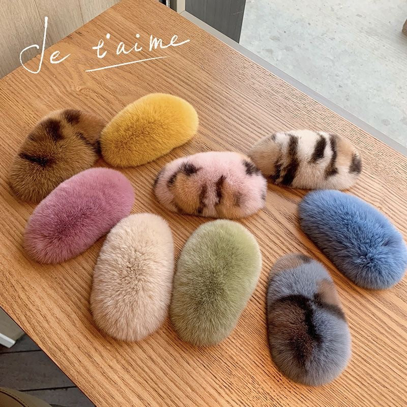 ラビットファーのかわいいヘアアクセ21