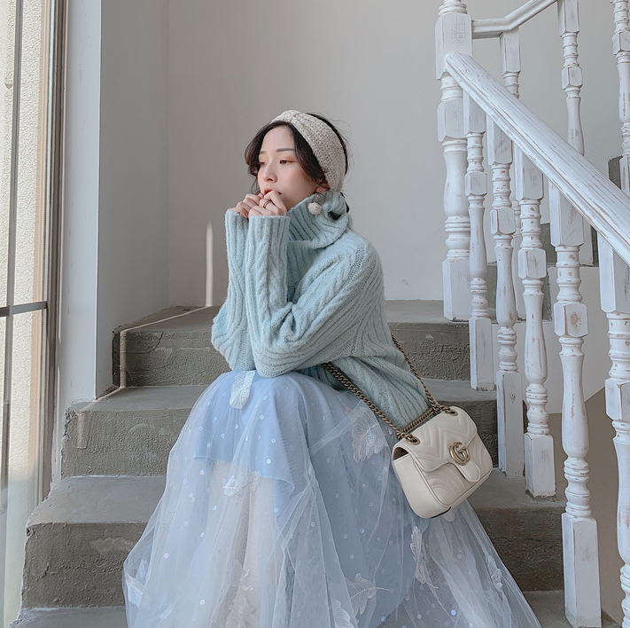 ゆったり厚手タートルネックセーター