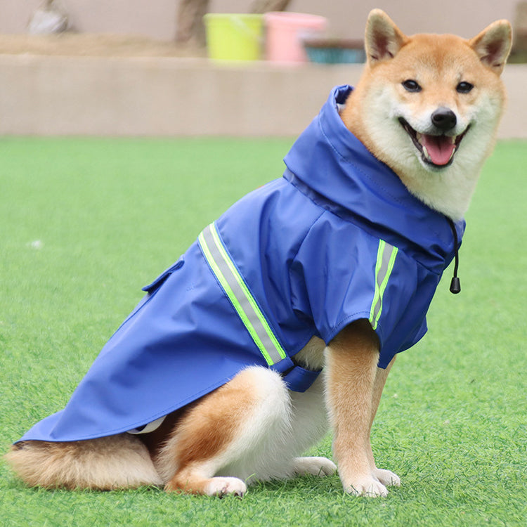 鮮やかカラーで視認性くっきり！ レインコート