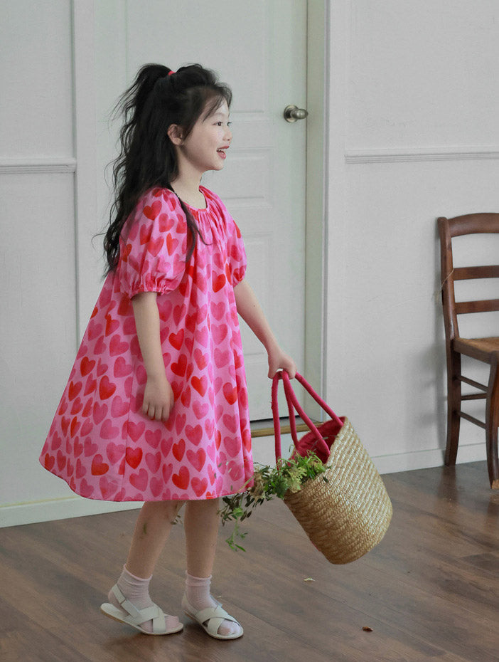 ピンクハート柄のワンピース – Fashion is Dancing