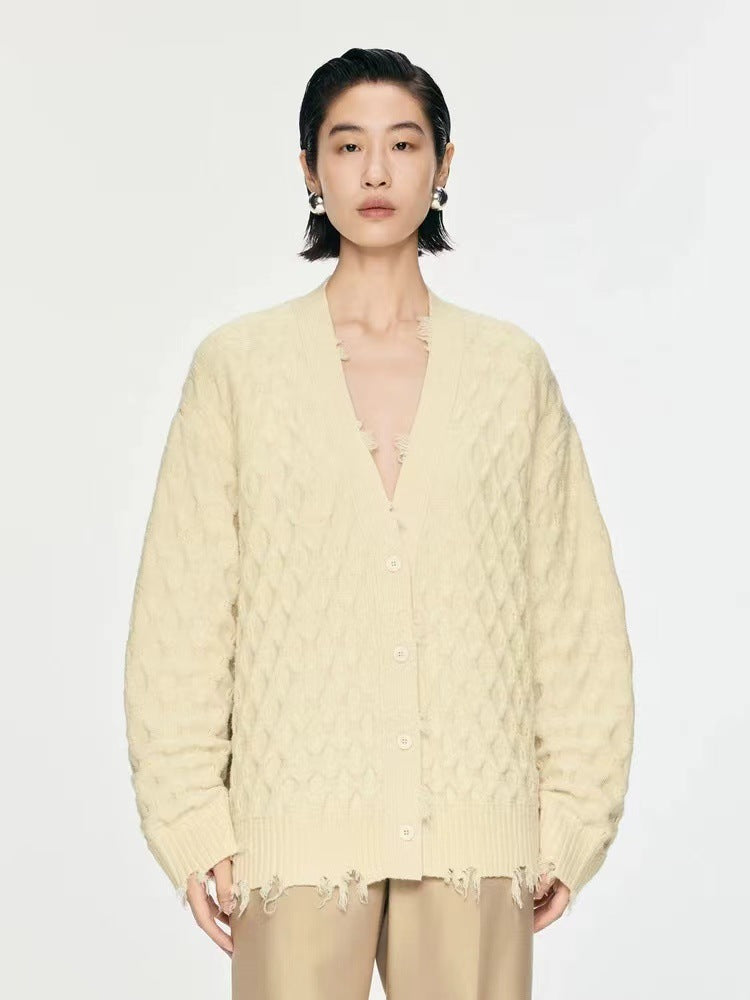 Vネックモードセーター