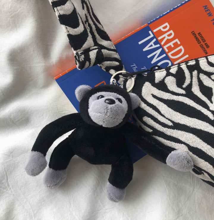 ゼブラ柄×メッセンジャーバッグ