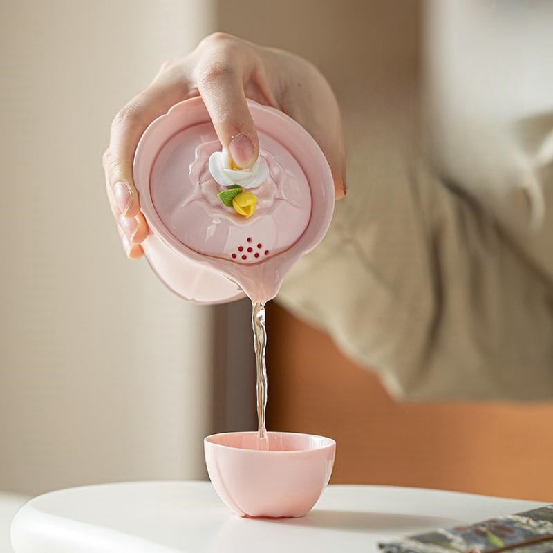 ピンクのお花茶器セット