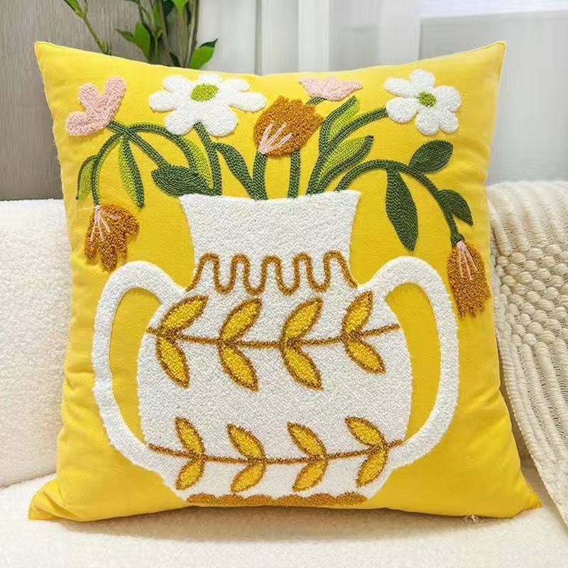 フラワー刺繍・クッションカバー