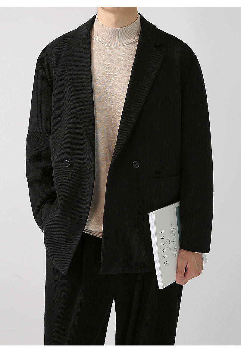 羽織るだけで印象が変わる、大人のための一着【テーラードジャケット】