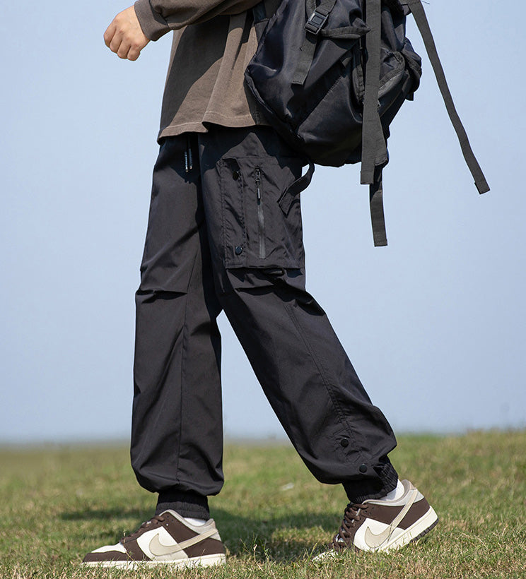 パラシュートカーゴパンツ