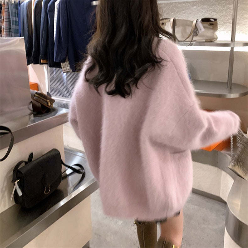 ミドル丈のゆったりカーディガン