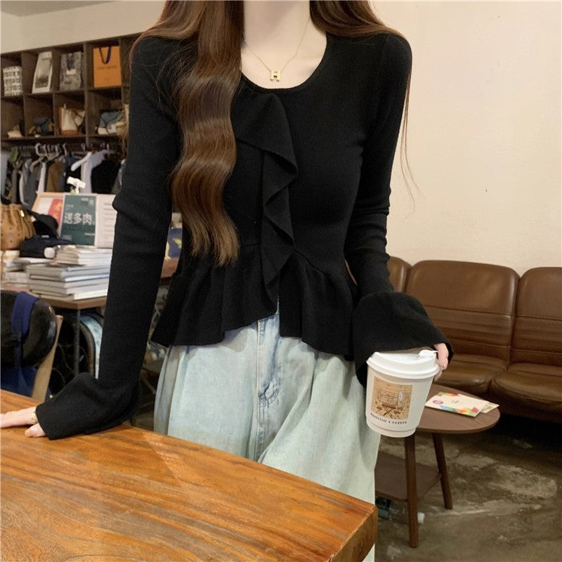 ベルスリーブペプラムニット