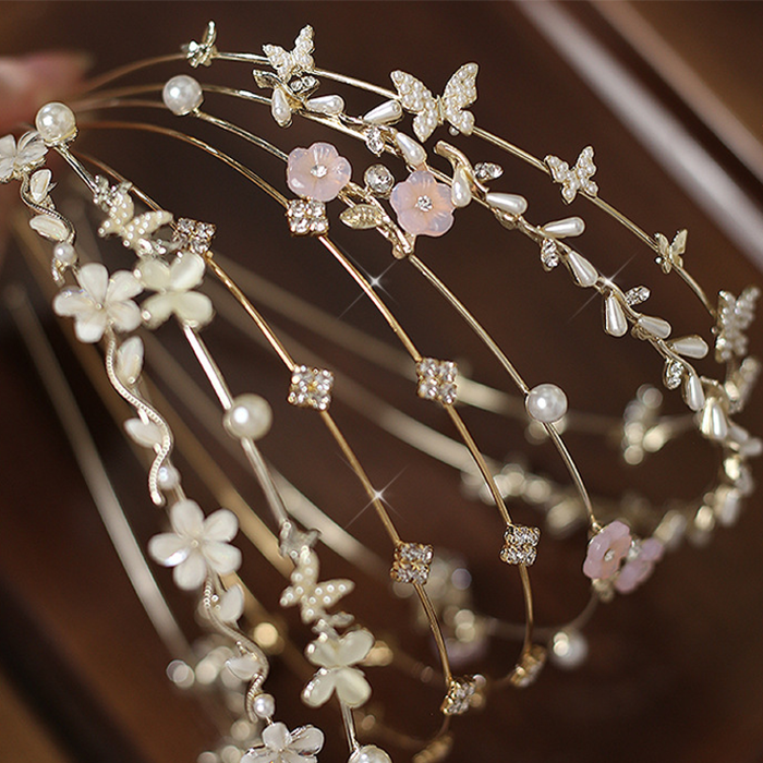 ビジューカチューシャ