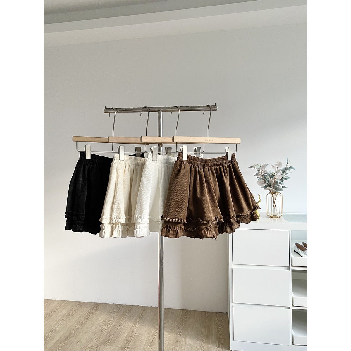 フリルミニスカート