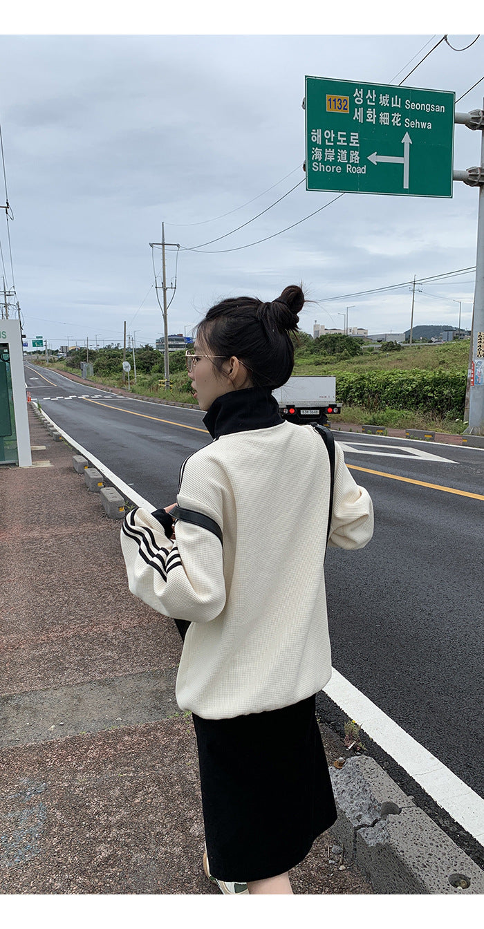 トラックジャケット