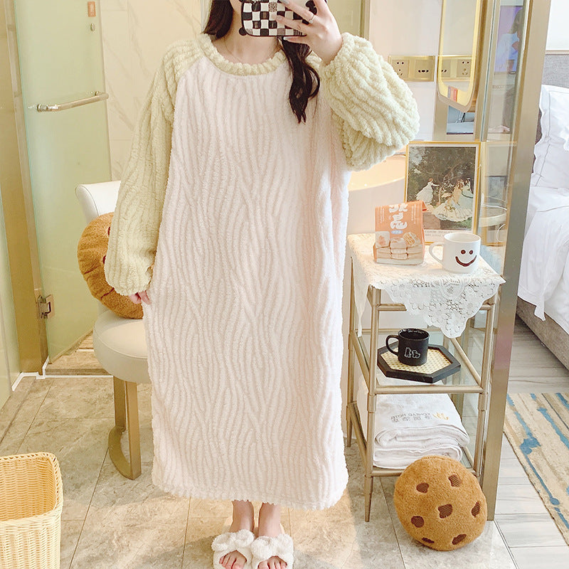 上品シルエット・長袖ロング丈パジャマワンピ