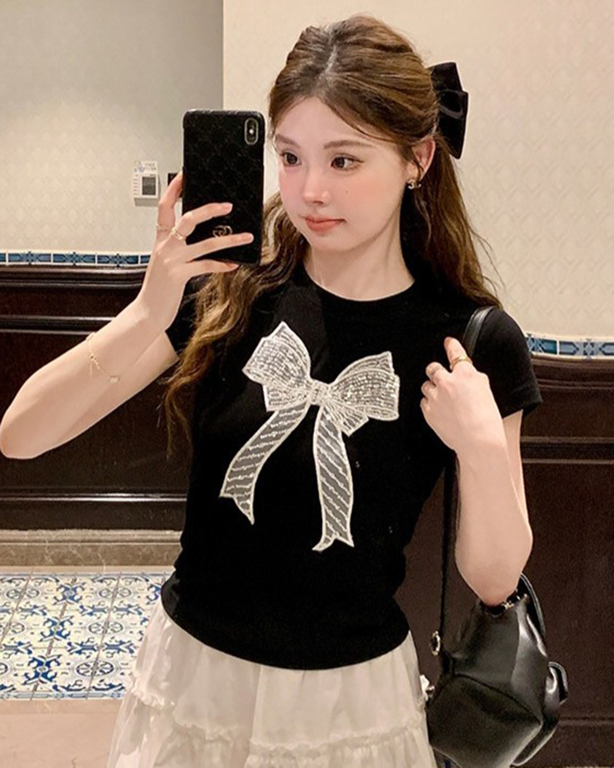 ビーズ刺繍リボンTシャツ