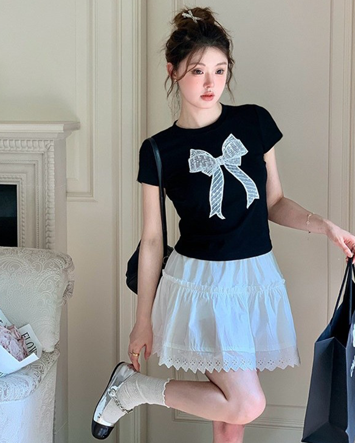 ビーズ刺繍リボンTシャツ
