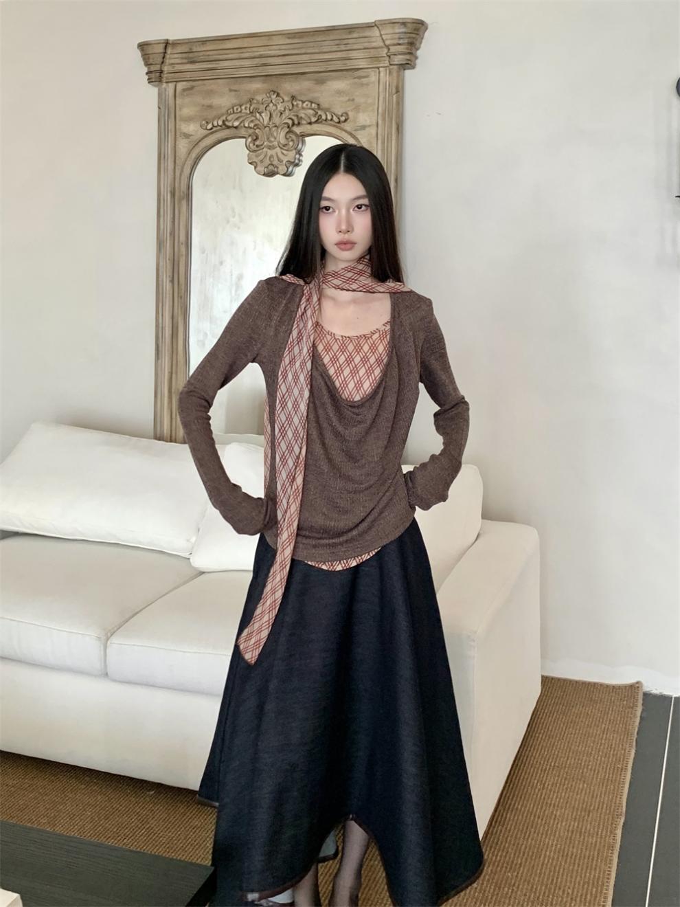 ボウタイチェックダッフルロンT