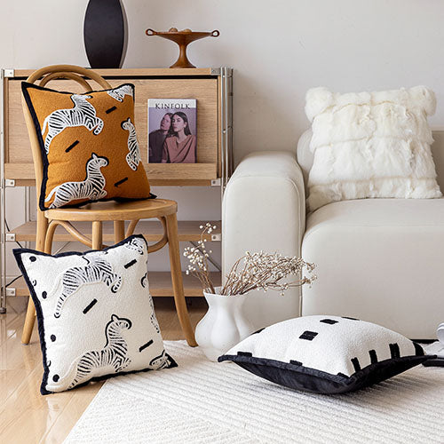 モノクロモチーフクッションカバー