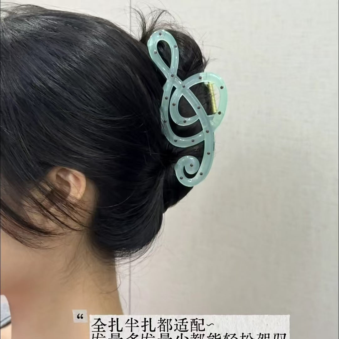 音符のヘアクリップ