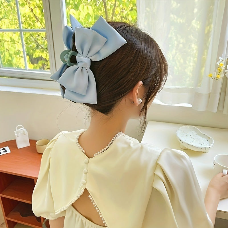 カラー豊富なビックリボンヘアクリップ