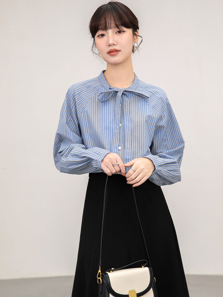ストライプリボンシャツ