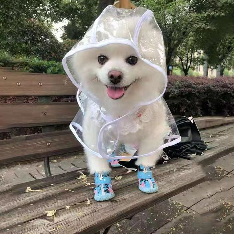 クリアデザインの防水犬用ポンチョ