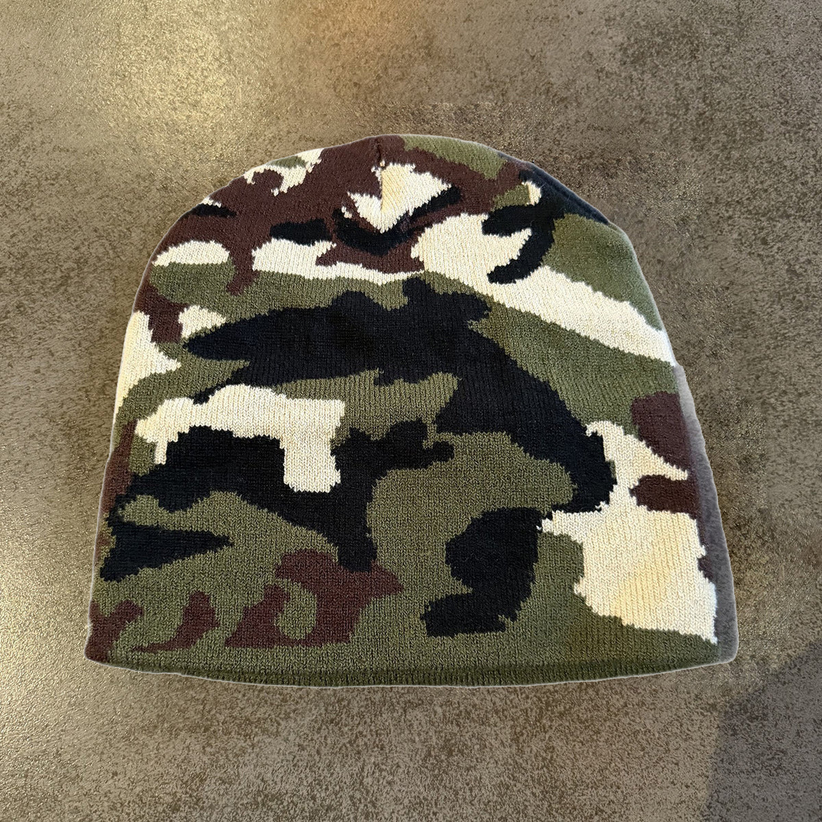 【URBAN TO SUMMIT】FIELD CAMO ビーニー