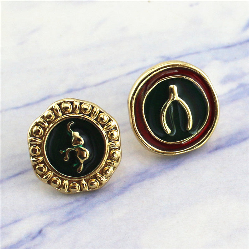 フレンチレトロ バロックアシンメトリー アニマルスタッド ピアス