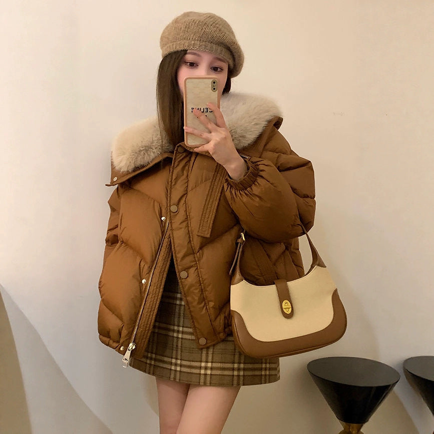 ふわもこ襟で冬のヒロインに♡フェイクファーダウン