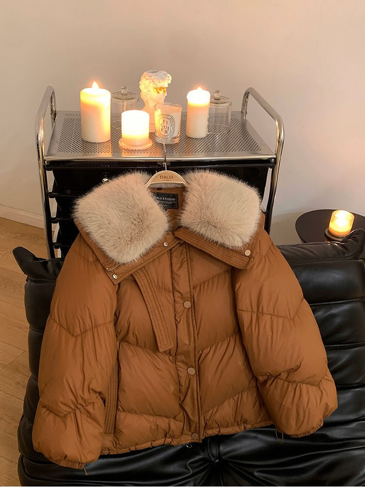 ふわもこ襟で冬のヒロインに♡フェイクファーダウン