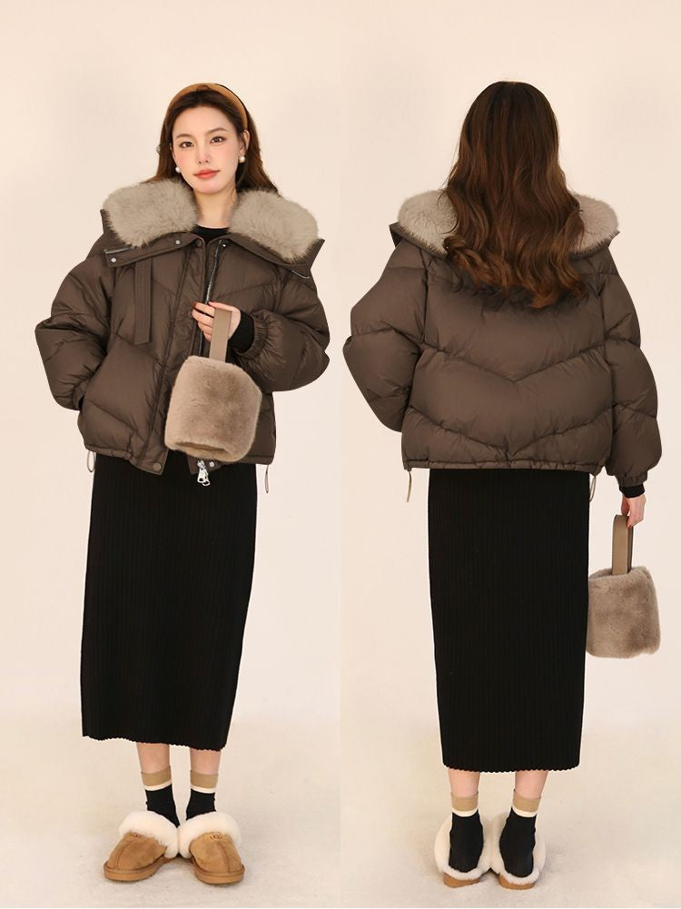 ふわもこ襟で冬のヒロインに♡フェイクファーダウン