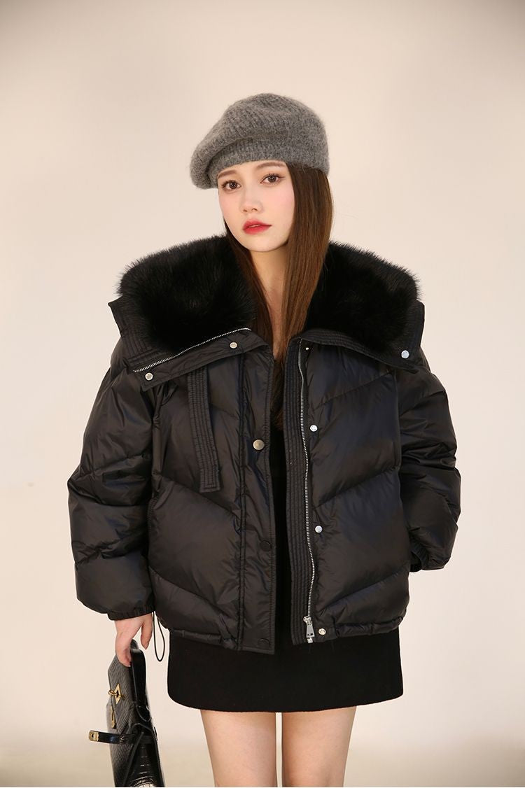 ふわもこ襟で冬のヒロインに♡フェイクファーダウン