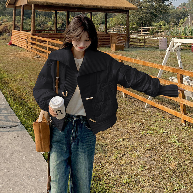 ニット×ダウンで可愛さをワンランクアップ！ニットダウンコート