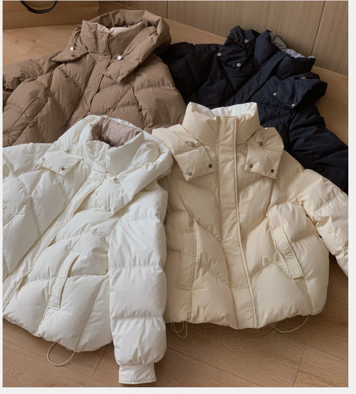 大人かわいい配色でおしゃれ上級者に！バイカラーダウン