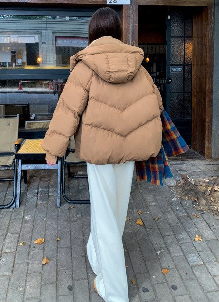 大人かわいい配色でおしゃれ上級者に！バイカラーダウン