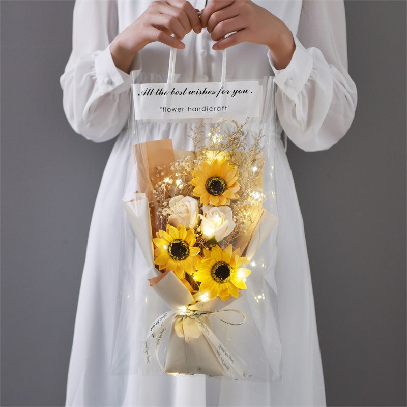 華やかに輝くフラワーブーケ