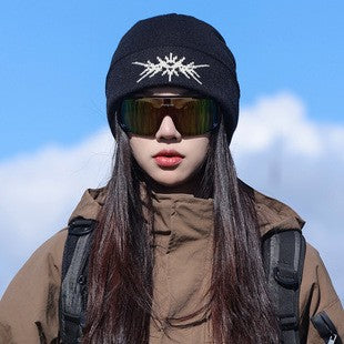 【URBAN TO SUMMIT】FROST CRYSTAL ビーニー