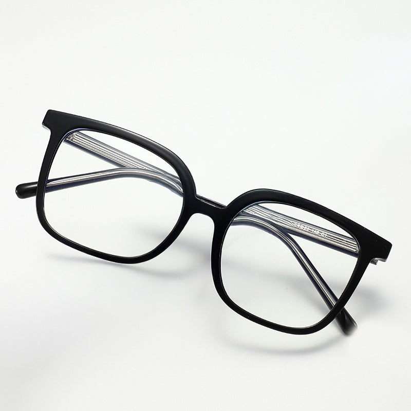 モダン　クラシック　黒ぶち眼鏡