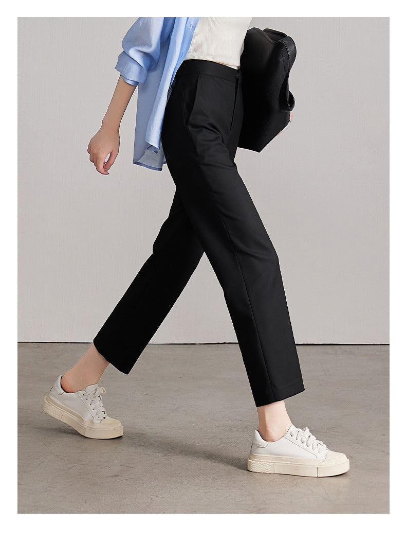 ストレートレッグパンツ